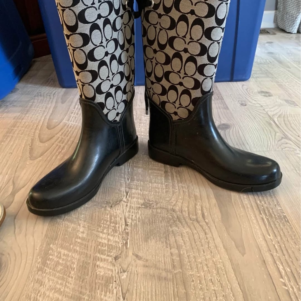 Coach Black and Patterned Winter Boots